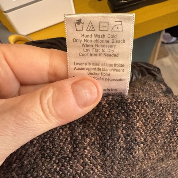 Icelandic Design Long Wool Cardigan Nordic Scandi Medium Black Tan - Picture 8 of 8